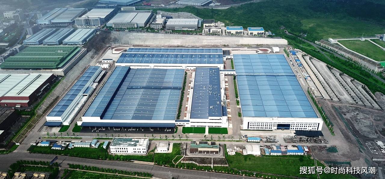 探访赛力斯两江智慧工厂 鸿蒙智能座舱加持，AITO问界M5表现优秀